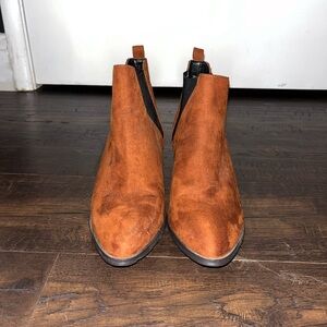 Brown Heeled Chelsea Boot